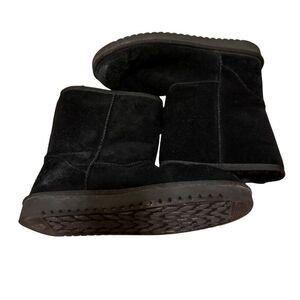Koolaburra by Ugg Short Black Boots - Size 9, Black
